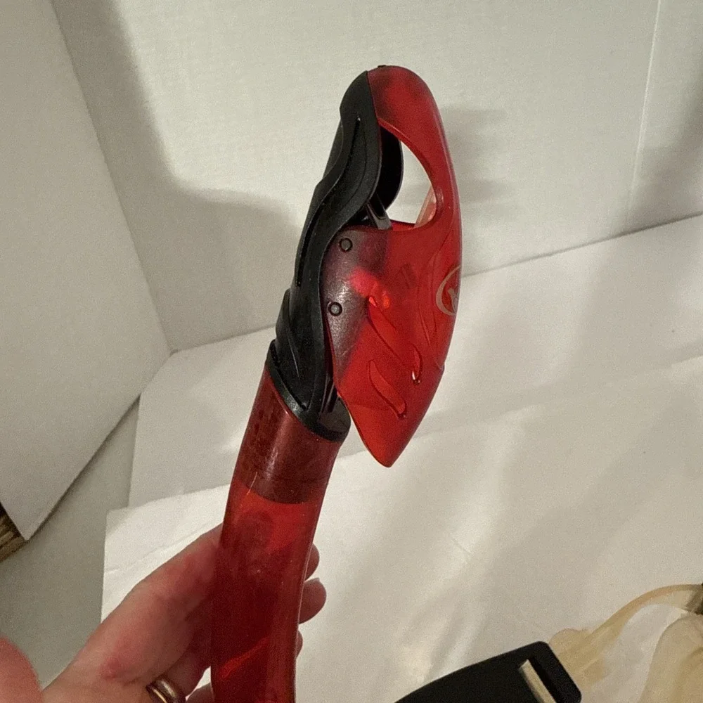Body Glove this snorkel